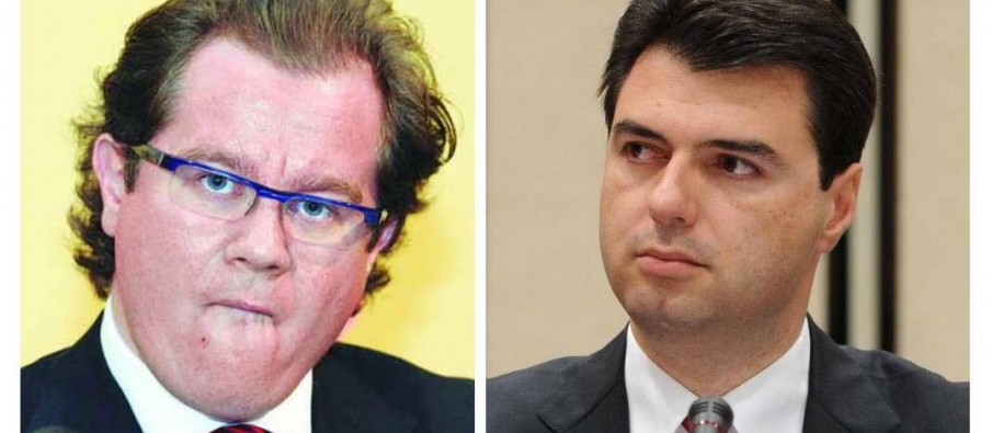 Kur Basha i trembur nga prangat u ankua te ambasada e SHBA se po dilnin në shesh aferat me Fazlliç e vjedhja e Rrugës së Kombit! Berisha kërcënoi prokurorinë Kur Basha i trembur nga prangat u ankua te ambasada e SHBA se po dilnin në shesh aferat me Fazlliç e vjedhja e Rrugës së Kombit! Berisha kërcënoi prokurorinë