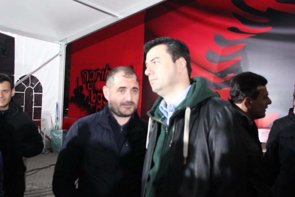 Dorëheqja e Nikollës dhe takimi i Ramës: Opozita e çoroditur është kthyer në fabrikë “Fake News” Dorëheqja e Nikollës dhe takimi i Ramës: Opozita e çoroditur është kthyer në fabrikë “Fake News”