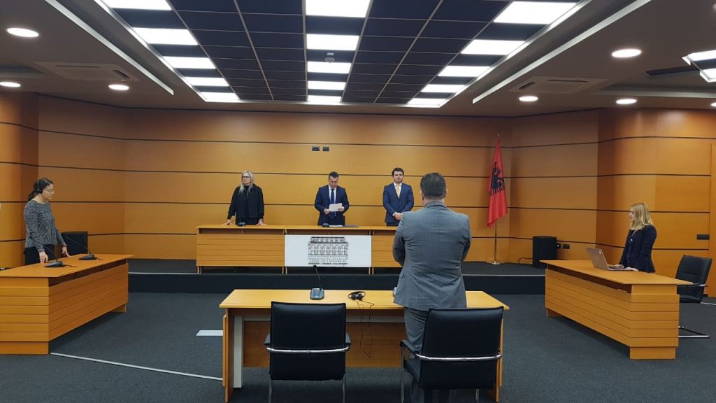 Shkarkohet kreu i Gjykatës së Korçës, dyshime mbi pasurinë Shkarkohet kreu i Gjykatës së Korçës, dyshime mbi pasurinë