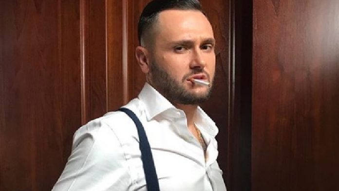 Bes Kallaku kujton paralajmërimet që merrte kur luante futboll për Mamurrasin: “Do përfundoni në varreza” Bes Kallaku kujton paralajmërimet që merrte kur luante futboll për Mamurrasin: “Do përfundoni në varreza”