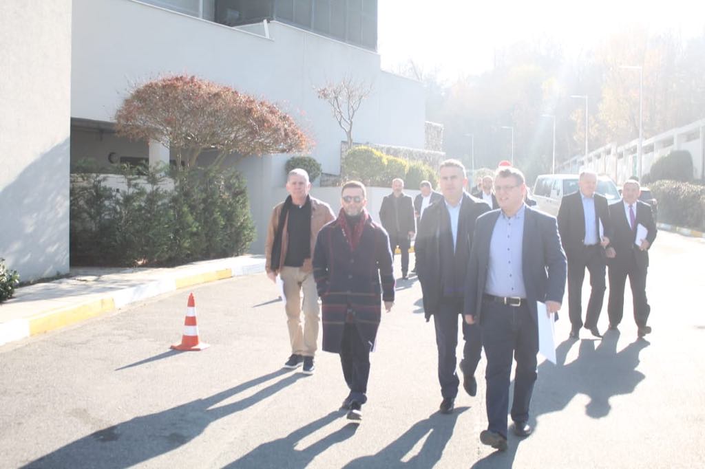 Lajm i mirë për qytetarët dhe pushuesit e Jugut: Hapet “By Pass-i” i Fierit! Braçe: Punë… jo “dekret e zhdekret”! Lajm i mirë për qytetarët dhe pushuesit e Jugut: Hapet “By Pass-i” i Fierit! Braçe: Punë… jo “dekret e zhdekret”!