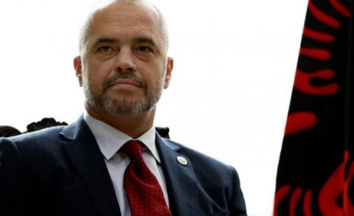 Gazetari i ERTV flet për herë të parë: Rama ka hedhur themelet e një kulture të re politike, besoj te këmbëngulja e tij për ta bërë Shqipërinë Gazetari i ERTV flet për herë të parë: Rama ka hedhur themelet e një kulture të re politike, besoj te këmbëngulja e tij për ta bërë Shqipërinë