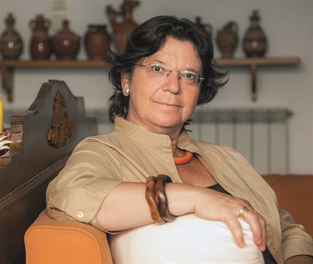 Një video e pazakontë! Maria Efthimiou, historiania e famshme greke “sho.kon” kolegët profesor dhe vendin e saj: Greqia ishte shqiptare e mbi gjysma juaj jeni shqiptarë! Një video e pazakontë! Maria Efthimiou, historiania e famshme greke “sho.kon” kolegët profesor dhe vendin e saj: Greqia ishte shqiptare e mbi gjysma juaj jeni shqiptarë!