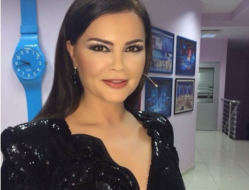 Rrëfimi i pazakontë i këngëtares Eli Fara: Nuk kisha të haja bukë! Rrëfimi i pazakontë i këngëtares Eli Fara: Nuk kisha të haja bukë!