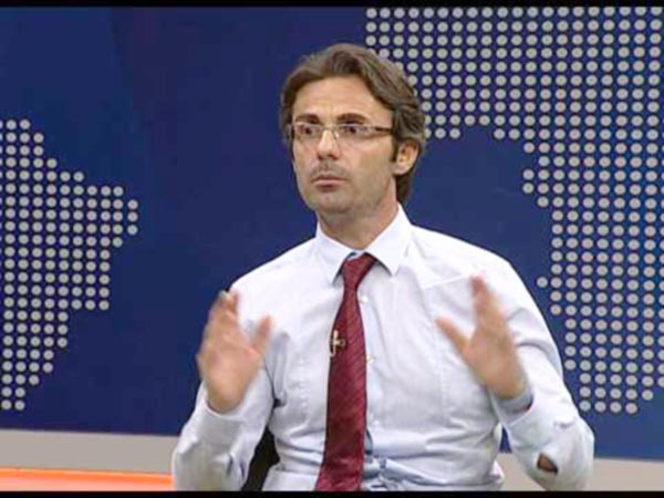 Shpërthejnë përplasjet për zbatimin e reformës, Gent Ibrahimi kërcënon me dorëheqje: KLP në vështirësi për të futur në shina drejtësinë Shpërthejnë përplasjet për zbatimin e reformës, Gent Ibrahimi kërcënon me dorëheqje: KLP në vështirësi për të futur në shina drejtësinë