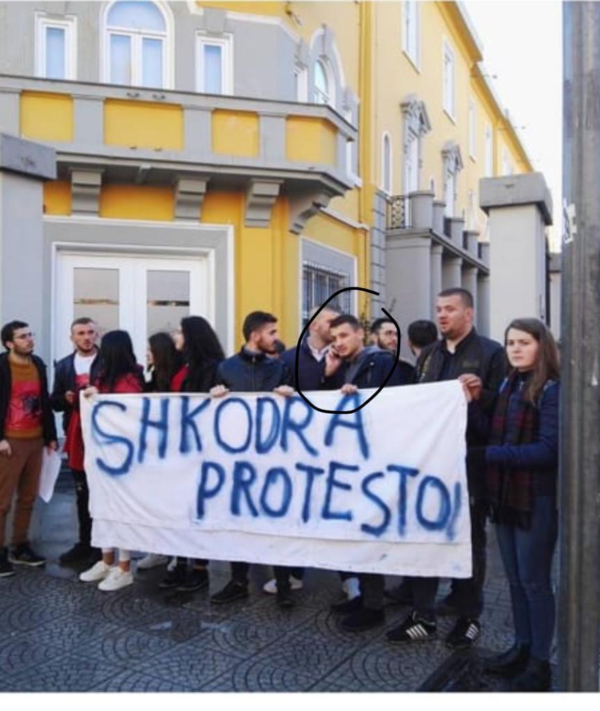 Ja çfarë bën nipi i kryetarit të PD Shkodër në protestën e studentëve