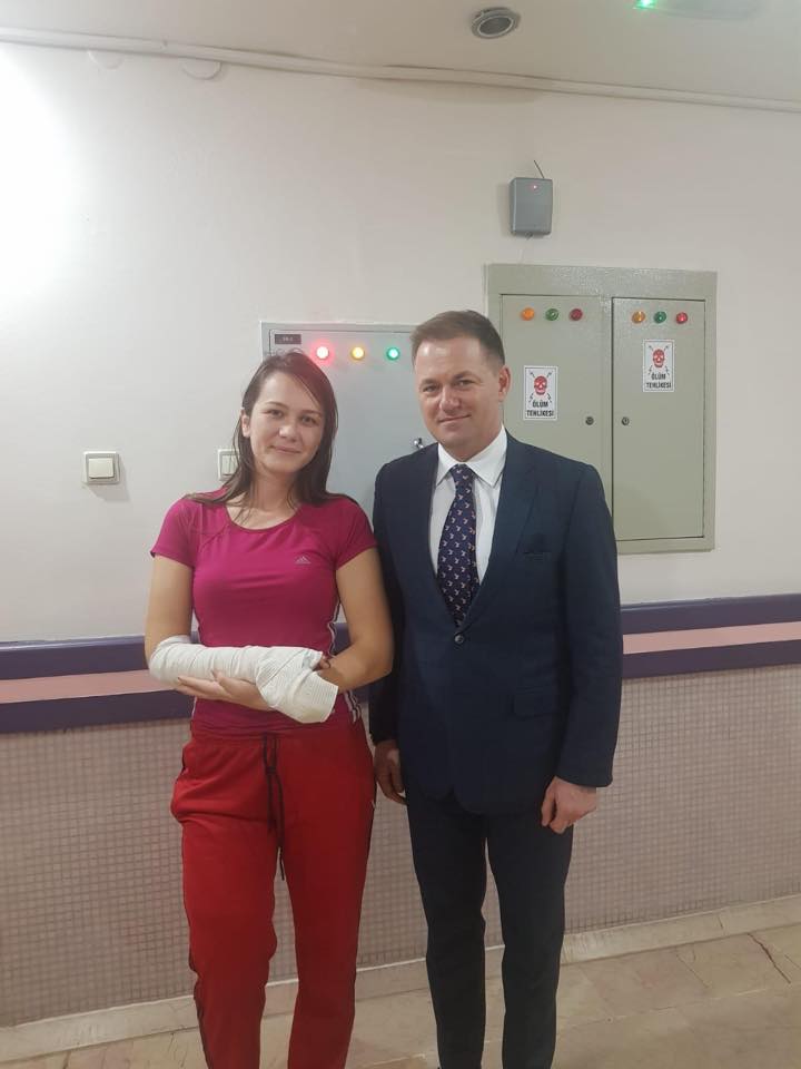 Efektivja Ina Nuka tashmë e shëruar, së shpejti në Tiranë Efektivja Ina Nuka tashmë e shëruar, së shpejti në Tiranë