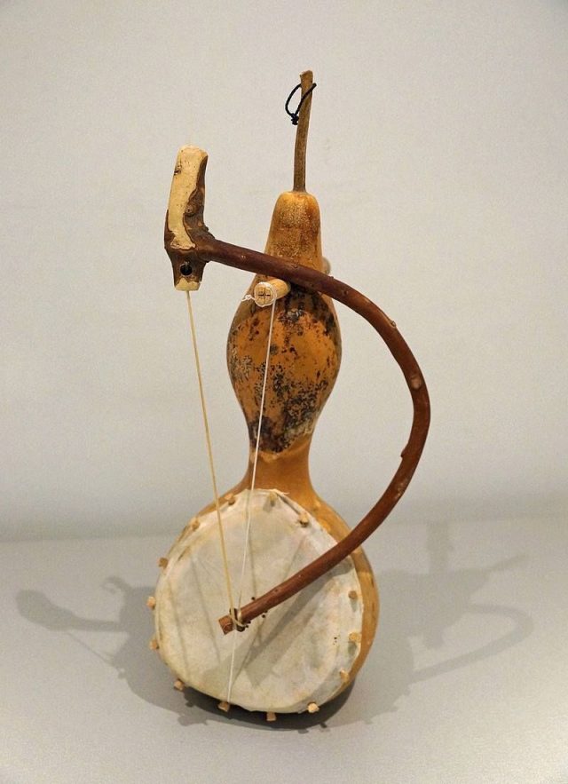 Çudit UNESKO: Lahuta nuk është shqiptare por serbe Çudit UNESKO: Lahuta nuk është shqiptare por serbe