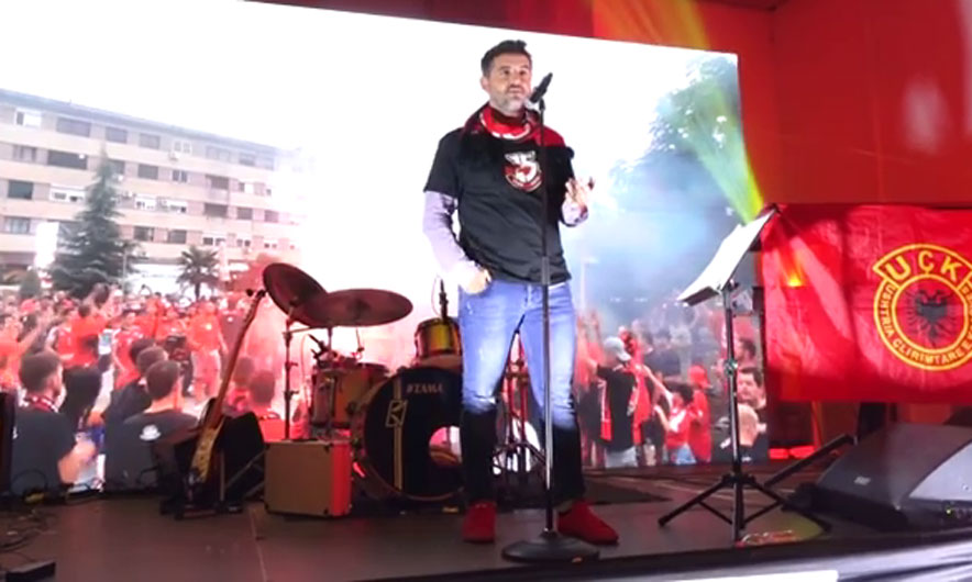 Marin Mema fjalë zemre për ‘Tifozat kuq e zi’: Ju jeni patriot të gatshëm që jepni shpirtin për emrin shqiptar Marin Mema fjalë zemre për ‘Tifozat kuq e zi’: Ju jeni patriot të gatshëm që jepni shpirtin për emrin shqiptar