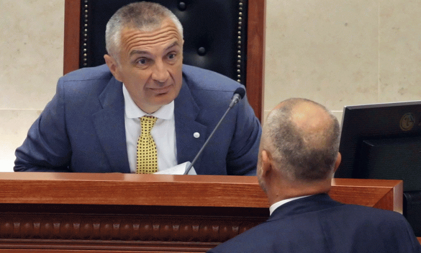 A e di Iliri se Presidenca është objekt i rëndësisë së veçantë dhe jo vila e 11 haleve në Lalëz?!! A e di Iliri se Presidenca është objekt i rëndësisë së veçantë dhe jo vila e 11 haleve në Lalëz?!!