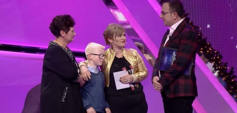 “Ty të ka dënuar Zoti”! Nëna tregon keqtrajtimet ndaj të birit “Ty të ka dënuar Zoti”! Nëna tregon keqtrajtimet ndaj të birit