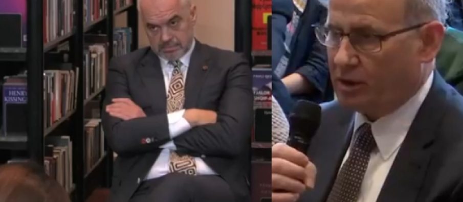 “Studentët”/ Rama debat me rektorin Mynyr Koni: “Nuk e njeh ligjin”, “Unë mëshiroj pafytyrësinë tuaj të dyfytyrë” “Studentët”/ Rama debat me rektorin Mynyr Koni: “Nuk e njeh ligjin”, “Unë mëshiroj pafytyrësinë tuaj të dyfytyrë”