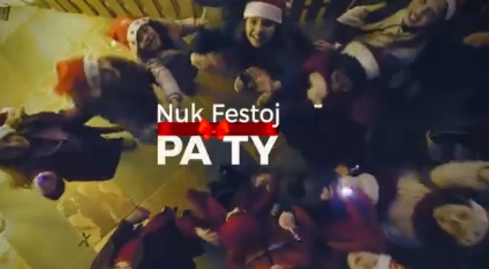 VIDEO/ Rama uron Krishtlindjet nga Shtëpia e Fëmijës me një dedikim të veçantë për ta: “Nuk festoj pa ty” VIDEO/ Rama uron Krishtlindjet nga Shtëpia e Fëmijës me një dedikim të veçantë për ta: “Nuk festoj pa ty”