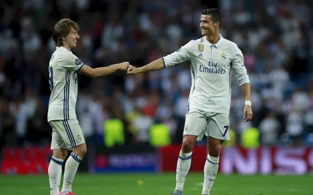 Ronaldo nuk do të marrë pjesë në ceremoninë e Topit të Artë, zbulohet shkaku Ronaldo nuk do të marrë pjesë në ceremoninë e Topit të Artë, zbulohet shkaku