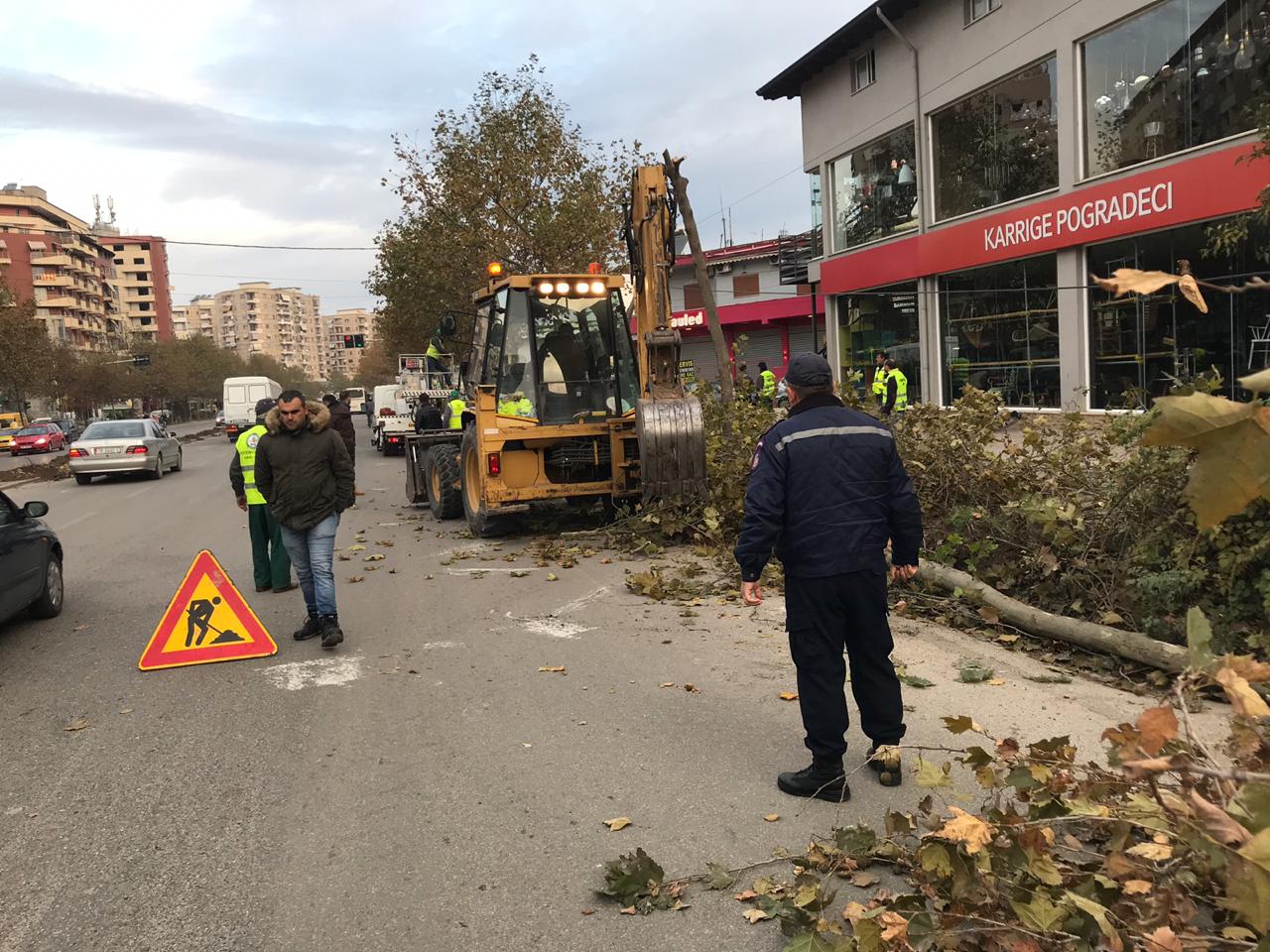 Puna te Unaza e Madhe nuk ndalet, Veliaj: Historia do të kujtoje ata njerëz të mirë që i hapën rrugë zhvillimit Puna te Unaza e Madhe nuk ndalet, Veliaj: Historia do të kujtoje ata njerëz të mirë që i hapën rrugë zhvillimit