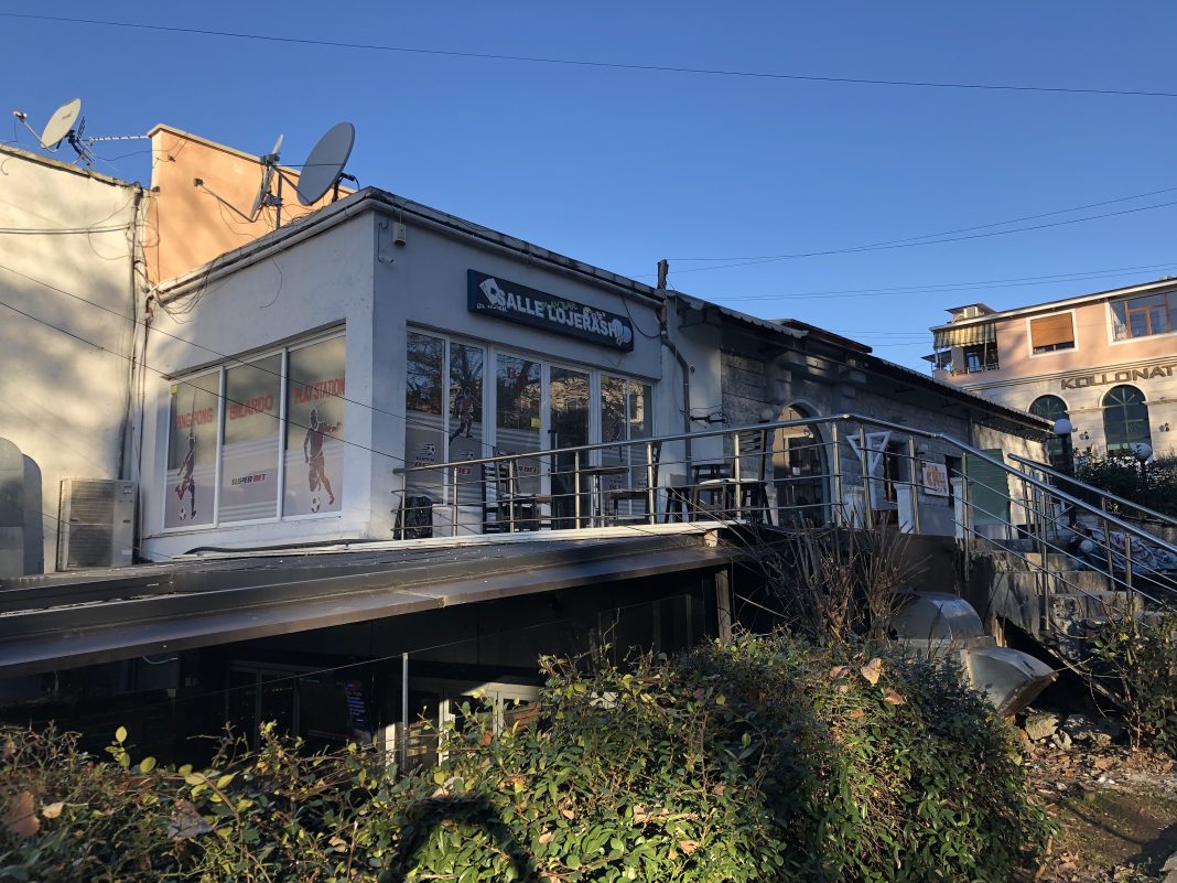 SKANDAL/ Vëllai i Bujar Nishanit privatizoi ish-mensën e “Qytet Studentit” dhe e ktheu në call center dhe lojëra fati SKANDAL/ Vëllai i Bujar Nishanit privatizoi ish-mensën e “Qytet Studentit” dhe e ktheu në call center dhe lojëra fati