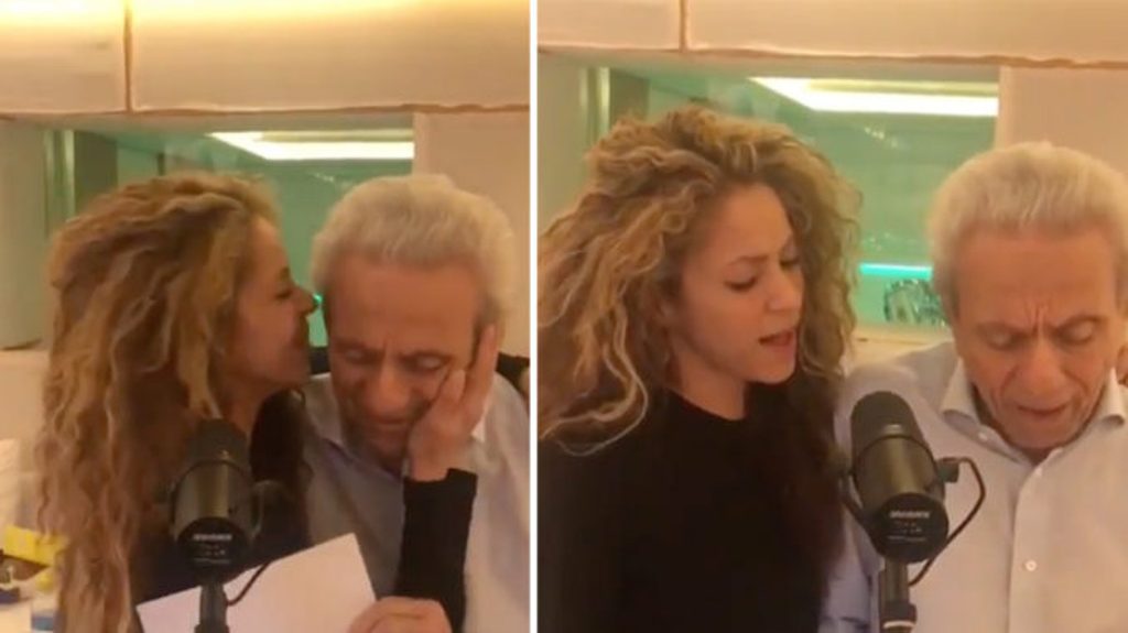 Shakira emocionon në duetin me të atin (Video)