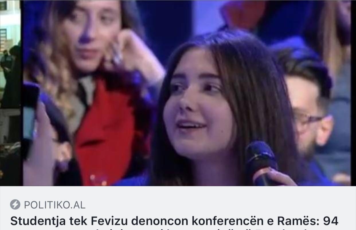 Protesta para Kryeministrisë, Rama publikon mesazhet e studentëve Protesta para Kryeministrisë, Rama publikon mesazhet e studentëve