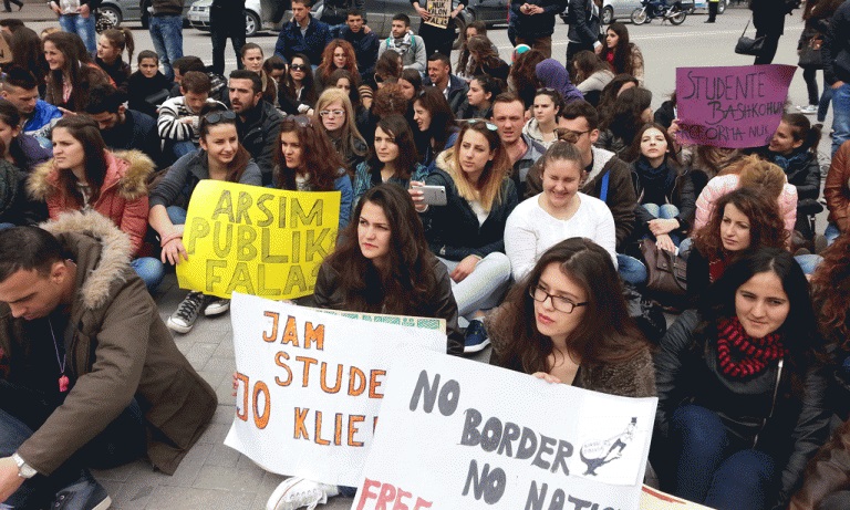 Protesta e studentëve humb ritmin dhe numrat, në qytetet e mëdha nuk ka asnjë organizim Protesta e studentëve humb ritmin dhe numrat, në qytetet e mëdha nuk ka asnjë organizim