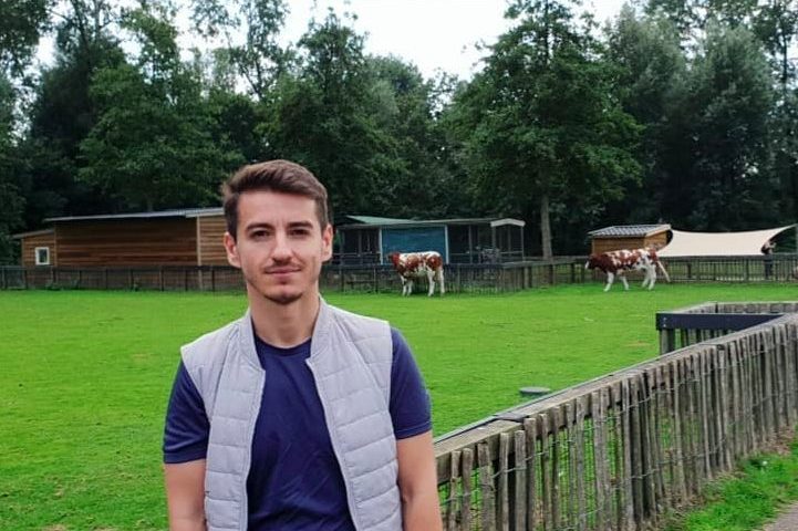 “Na tradhëtove kauzën në 2010-n”, tjetër denoncim për mashtruesin Taulant Muka: Fitove bursë fal parave të vjedhura, sot na prishe protestën “Na tradhëtove kauzën në 2010-n”, tjetër denoncim për mashtruesin Taulant Muka: Fitove bursë fal parave të vjedhura, sot na prishe protestën