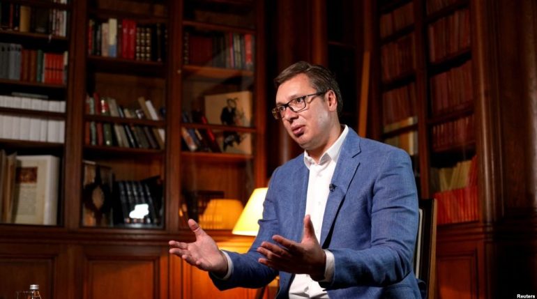 Tensionet në kufi, Vuçiç bisedon me sekretarin e NATO: Nuk e kuptoj pse po kritikohet Serbia