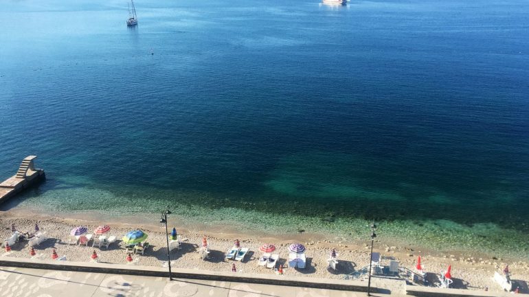 Washington Post: Në Shqipëri, tek traditat antike dhe plazhet e lira Washington Post: Në Shqipëri, tek traditat antike dhe plazhet e lira