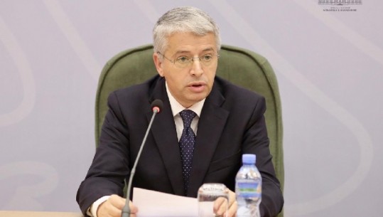 Lleshaj zbulon prapaskenat: “Ndërkombëtarët kanë ndjekur protestat bashkë me ne!” Lleshaj zbulon prapaskenat: “Ndërkombëtarët kanë ndjekur protestat bashkë me ne!”