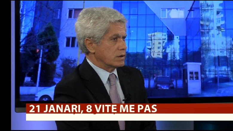 21 janari/ Analisti Ilir Yzeiri: Ish-ministri i asaj kohe kërkon që sot të kthehet në pushtet me njollën e kësaj masakre 21 janari/ Analisti Ilir Yzeiri: Ish-ministri i asaj kohe kërkon që sot të kthehet në pushtet me njollën e kësaj masakre