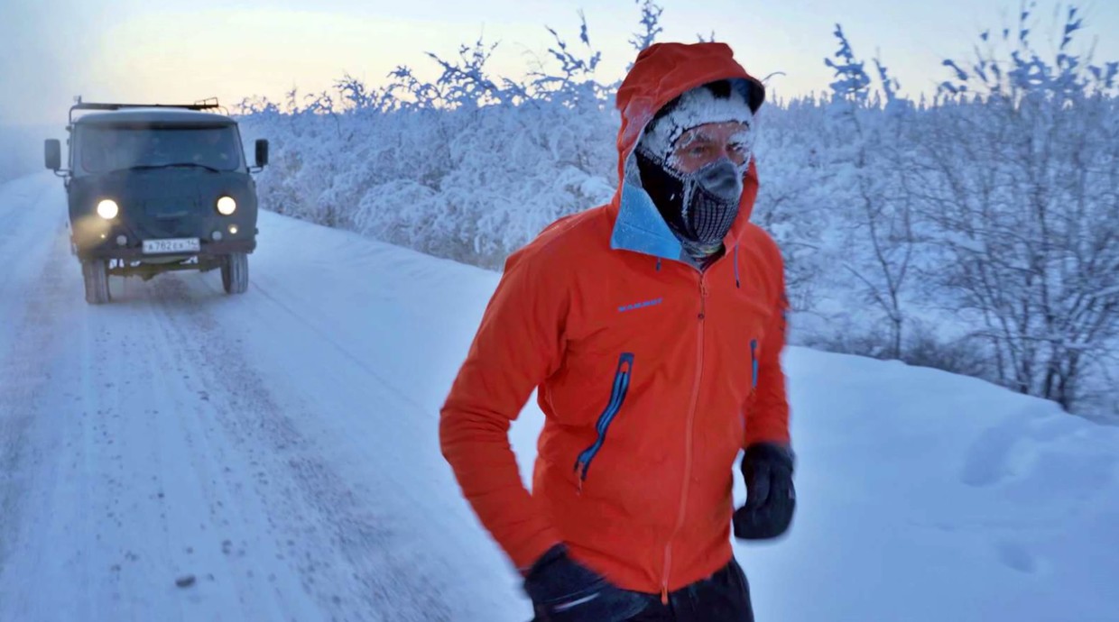 Video/ Sfidon temperaturat -60 gradë për të mbledhur fonde për vajzën e sëmurë Video/ Sfidon temperaturat -60 gradë për të mbledhur fonde për vajzën e sëmurë
