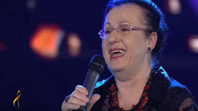 Anita Take, pengu i saj dhe vitet më të mira jashtë filmimeve Anita Take, pengu i saj dhe vitet më të mira jashtë filmimeve