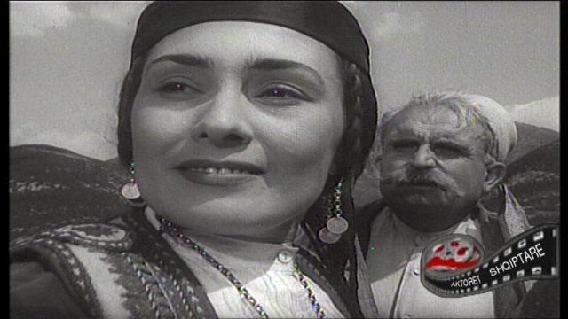 Antoneta Papapavli, aktore e magjishme e skenës dhe kinemasë shqiptare Antoneta Papapavli, aktore e magjishme e skenës dhe kinemasë shqiptare