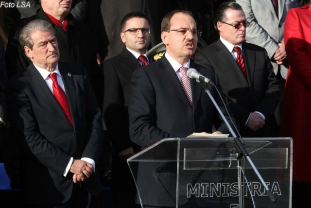 Jari shpall dhjetë personalitet publike “Njerëzit e Vitit” 2019 Jari shpall dhjetë personalitet publike “Njerëzit e Vitit” 2019