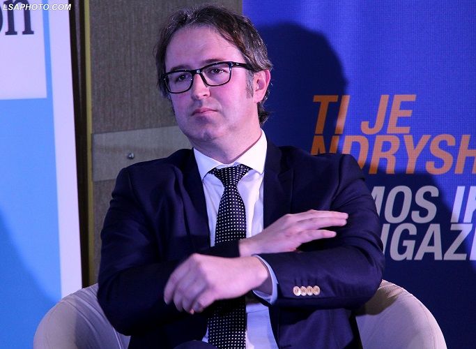 Tomor Alizoti flet hapur : “Unë nuk jam as me Bashën e as pa Bashën” Tomor Alizoti flet hapur : “Unë nuk jam as me Bashën e as pa Bashën”