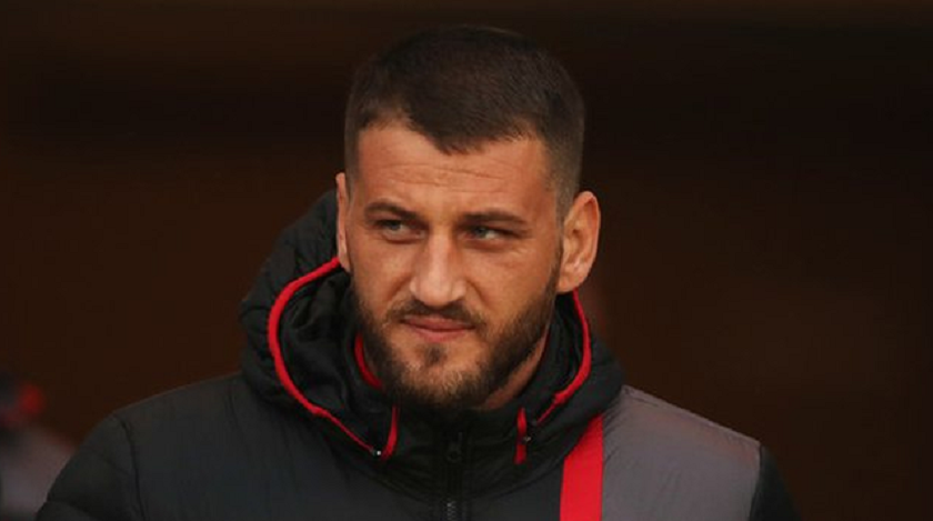 U kap duke drejtuar mjetin në gjendje të dehur, Alban Hoxha dënohet me 3 muaj b,urg U kap duke drejtuar mjetin në gjendje të dehur, Alban Hoxha dënohet me 3 muaj b,urg