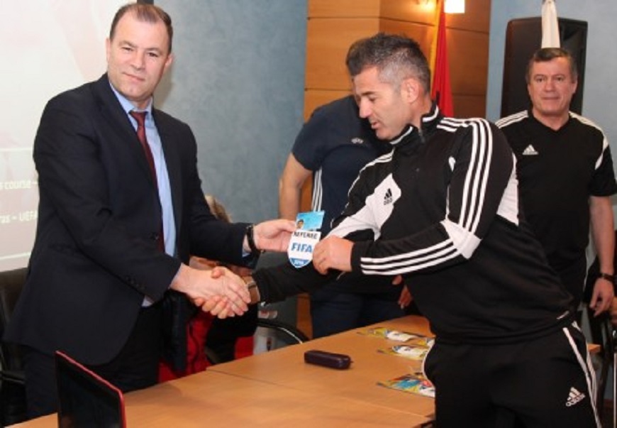 Absurdi/ Nuk i binden sistemit, FSHF emëron dhe shkarkon pa kriter arbitrat për vendime korrekte Absurdi/ Nuk i binden sistemit, FSHF emëron dhe shkarkon pa kriter arbitrat për vendime korrekte