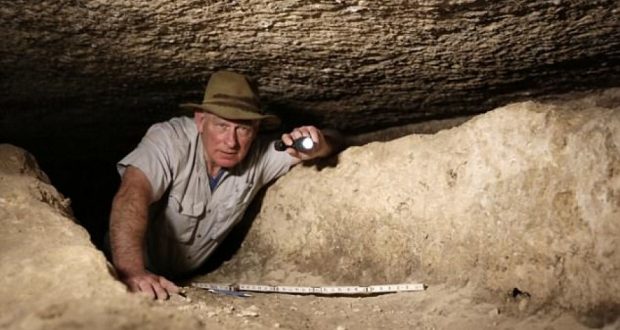 Zbulohet një prej mistereve më të mëdhenj të njerëzimit, papiruset tregojnë si u ndërtuan piramidat (Foto) Zbulohet një prej mistereve më të mëdhenj të njerëzimit, papiruset tregojnë si u ndërtuan piramidat (Foto)