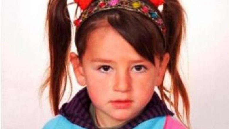 9 vite nga zhdukja e Bleona Matës, nëna përballet me dajën e të “dyshuarit”: Mbesa jote e bëri kurthin 9 vite nga zhdukja e Bleona Matës, nëna përballet me dajën e të “dyshuarit”: Mbesa jote e bëri kurthin