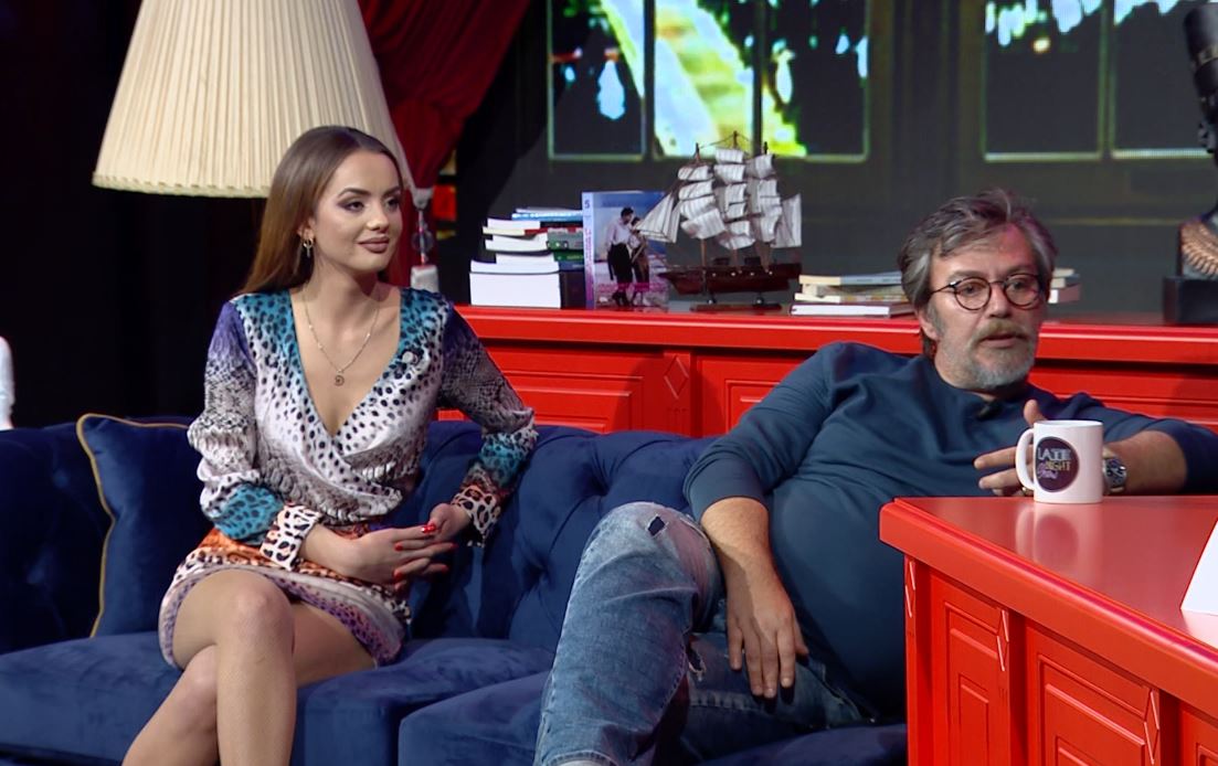 Feliks Bilani e pranon: Jam i martuar, por kam të dashur! Gruaja nuk është xheloze Feliks Bilani e pranon: Jam i martuar, por kam të dashur! Gruaja nuk është xheloze