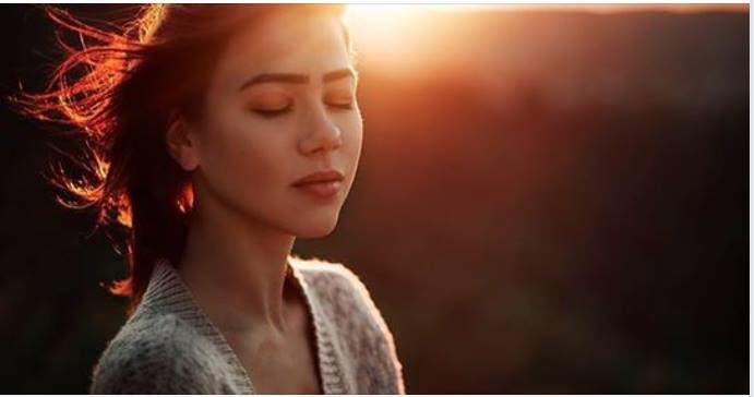 Femrat janë si vera, sa më shumë vite të kalojnë, aq më të mira bëhen! Lexoje… Femrat janë si vera, sa më shumë vite të kalojnë, aq më të mira bëhen! Lexoje…