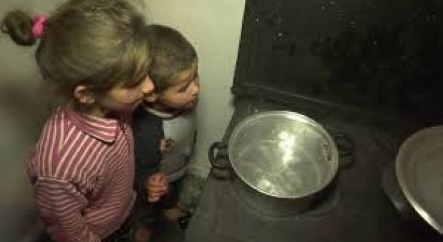 Vetëm bukë dhe qumësht natën e ndërrimit të viteve Vetëm bukë dhe qumësht natën e ndërrimit të viteve