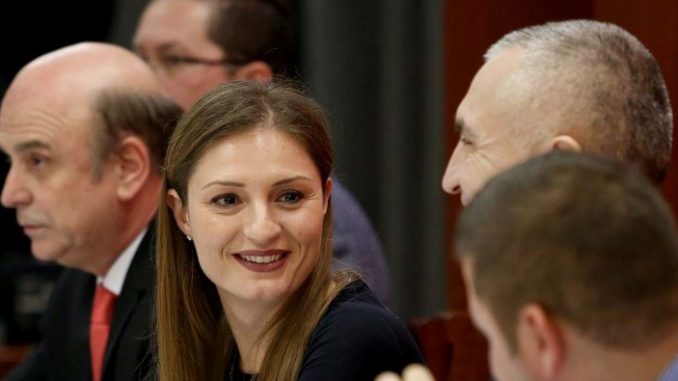 Këta janë ministrat e LSI që kanë punuar pa certifikatën e sigurisë Këta janë ministrat e LSI që kanë punuar pa certifikatën e sigurisë