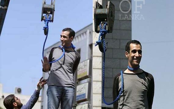 Pse qeshi ky njeri gjatë ekzekutimit me va.rje (Foto) Pse qeshi ky njeri gjatë ekzekutimit me va.rje (Foto)