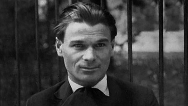 “Në Poradec, ku unë jam i shkretë pa njeri” – nga ditari i Lasgush Poradecit “Në Poradec, ku unë jam i shkretë pa njeri” – nga ditari i Lasgush Poradecit