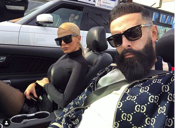 Sa një makinë, ja sa kushton xhupi i Marina Vjollcës (Foto) Sa një makinë, ja sa kushton xhupi i Marina Vjollcës (Foto)