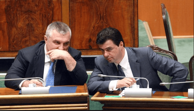 Avokati i familjes Meta dhe Republika e Re si klon i PD Avokati i familjes Meta dhe Republika e Re si klon i PD