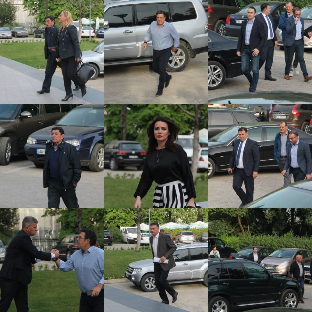 “Sihariq” nga SHQUP-i, Kadilli dhe Pampuri japin lajmin e madh: PD fiton zgjedhjet me ekipin e ri! “Sihariq” nga SHQUP-i, Kadilli dhe Pampuri japin lajmin e madh: PD fiton zgjedhjet me ekipin e ri!