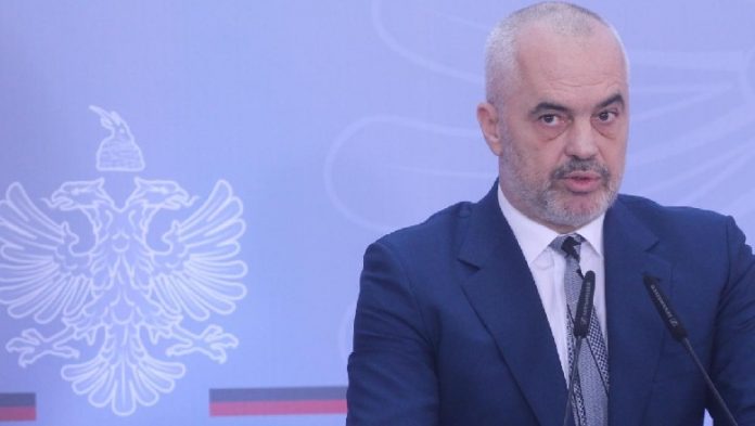 Informaliteti dhe evazioni fiskal/ Rama: Mos luani me taksat se u gjen belaja! Informaliteti dhe evazioni fiskal/ Rama: Mos luani me taksat se u gjen belaja!