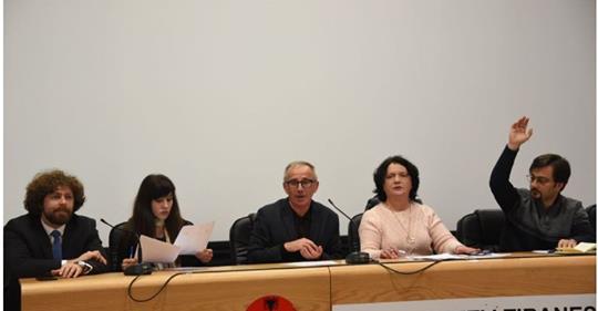 “Pedagogët e Partisë” në foto kërcënojnë Ramën: 1 javë kohë për plotësimin e kërkesave ose grevë! “Pedagogët e Partisë” në foto kërcënojnë Ramën: 1 javë kohë për plotësimin e kërkesave ose grevë!