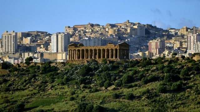 Aplikacioni i famshëm do t’ju paguajë për të jetuar në Itali: Ja si të aplikoni