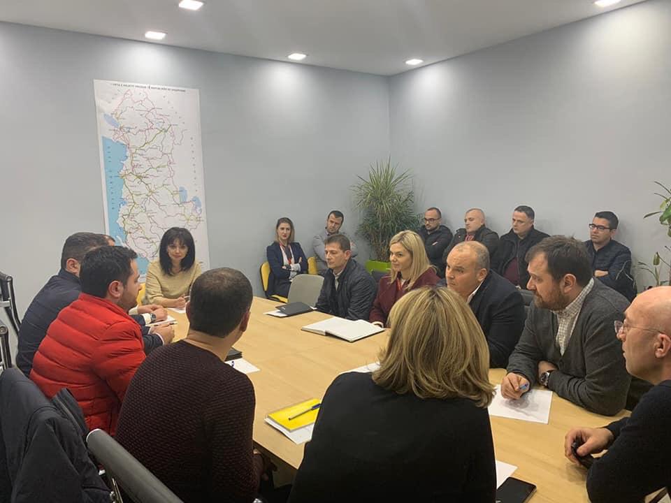 Ish-Ministrja Qato prezantohet në funksionin e Drejtorit të Përgjithshëm të Autoritetit Rrugor Shqiptar